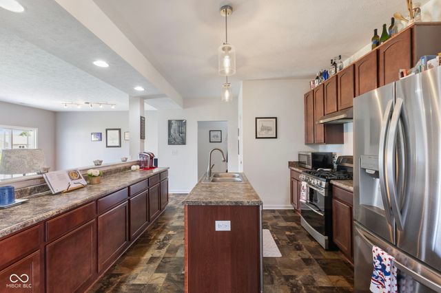 3372 Clary Blvd S Drive, Greenwood, IN 46143