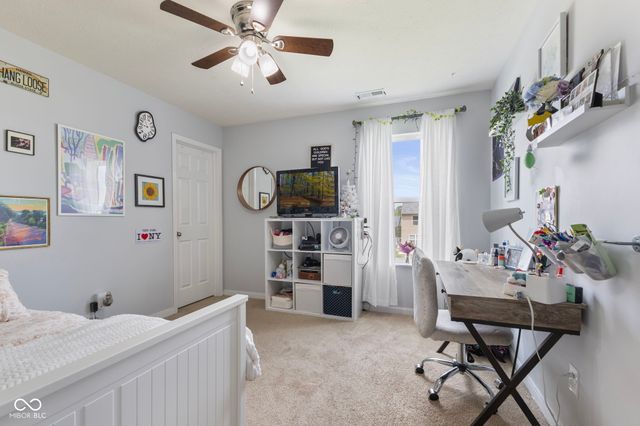 3372 Clary Blvd S Drive, Greenwood, IN 46143