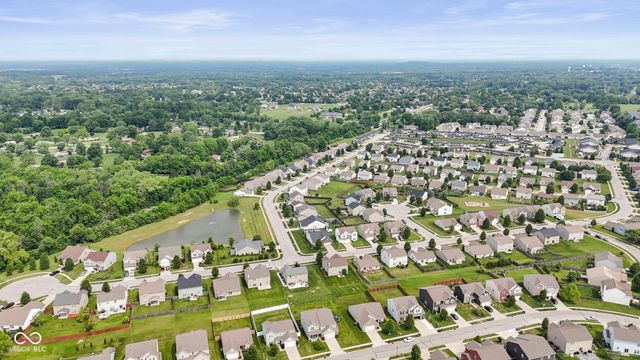 3372 Clary Blvd S Drive, Greenwood, IN 46143