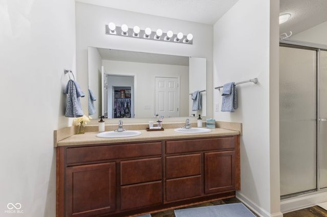 3372 Clary Blvd S Drive, Greenwood, IN 46143