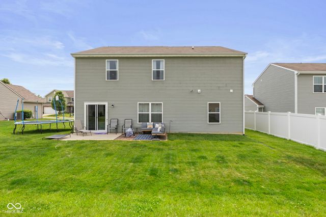 3372 Clary Blvd S Drive, Greenwood, IN 46143