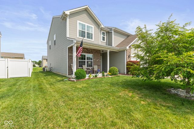 3372 Clary Blvd S Drive, Greenwood, IN 46143