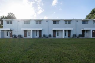 1968 NW 4th Ct 323, Miami, FL 33136