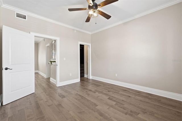 2117 W DEKLE AVENUE I1, Tampa, FL 33606