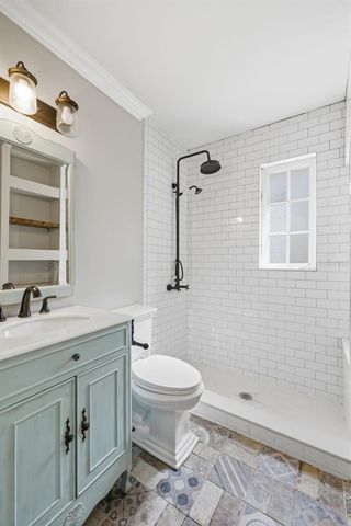 2117 W DEKLE AVENUE I1, Tampa, FL 33606