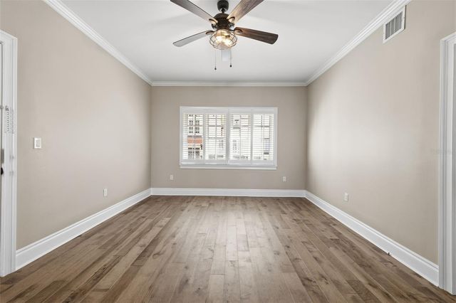 2117 W DEKLE AVENUE I1, Tampa, FL 33606