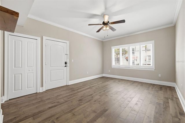 2117 W DEKLE AVENUE I1, Tampa, FL 33606