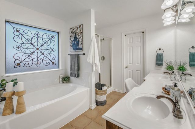 2477 Newark Circle, College Station, TX 77845