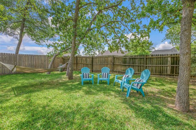 2477 Newark Circle, College Station, TX 77845