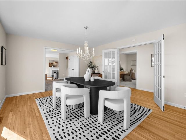 95 Holman Street, Portsmouth, RI 02871