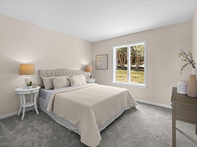 95 Holman Street, Portsmouth, RI 02871