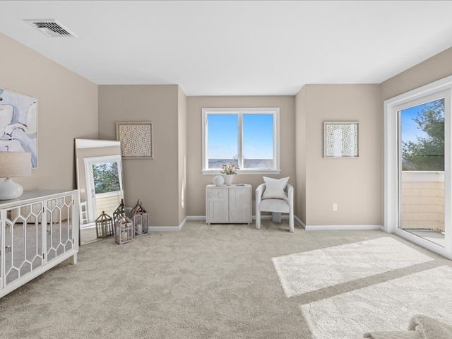 95 Holman Street, Portsmouth, RI 02871