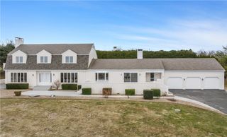 95 Holman Street, Portsmouth, RI 02871