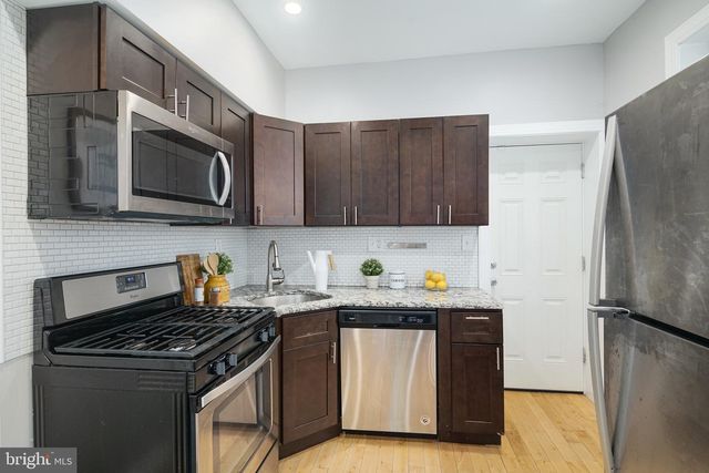 2504 SHARSWOOD ST, Philadelphia, PA 19121