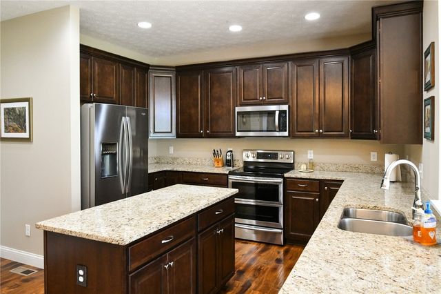 10147 Kindle Drive, Dayton, OH 45458