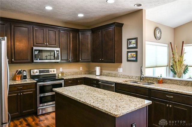 10147 Kindle Drive, Dayton, OH 45458