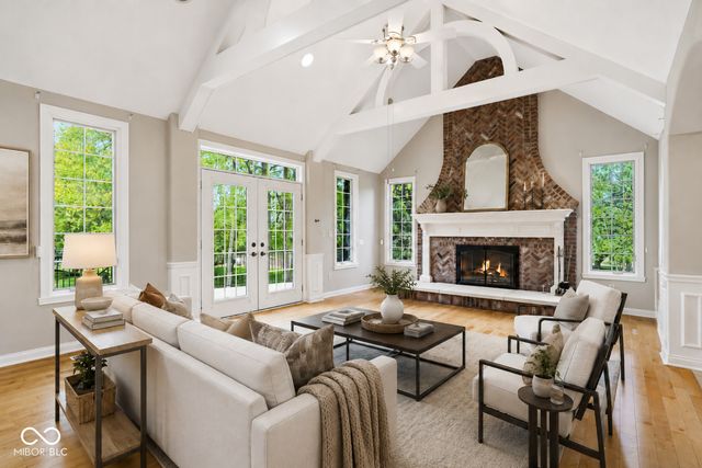 16704 Oak Road, Westfield, IN 46074