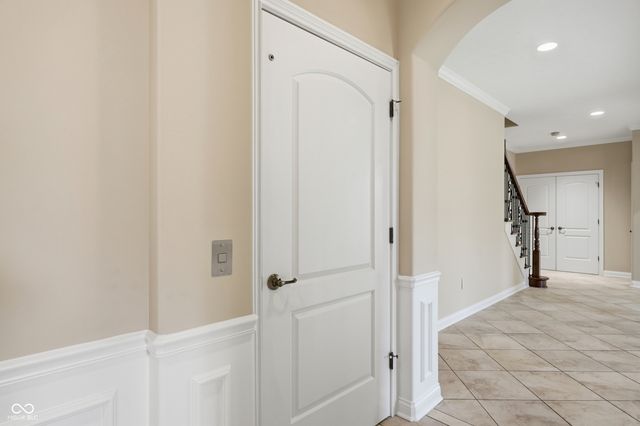 16704 Oak Road, Westfield, IN 46074
