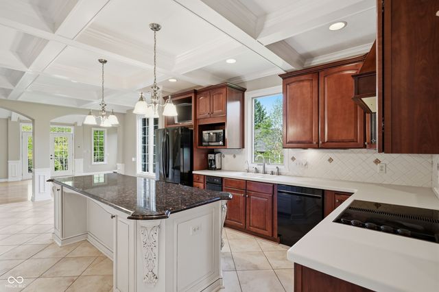 16704 Oak Road, Westfield, IN 46074