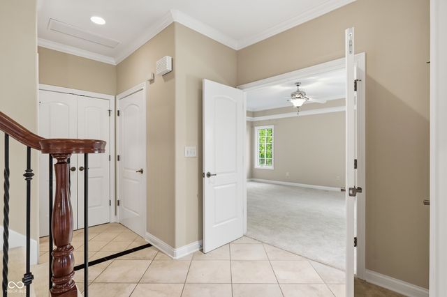 16704 Oak Road, Westfield, IN 46074