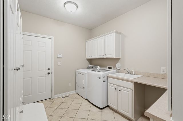 16704 Oak Road, Westfield, IN 46074