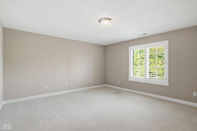 16704 Oak Road, Westfield, IN 46074