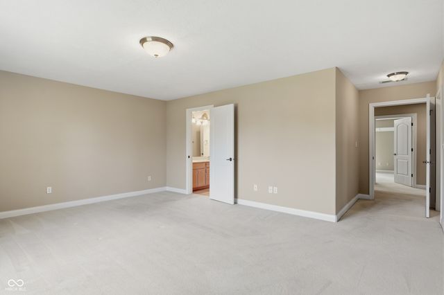 16704 Oak Road, Westfield, IN 46074