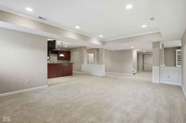 16704 Oak Road, Westfield, IN 46074