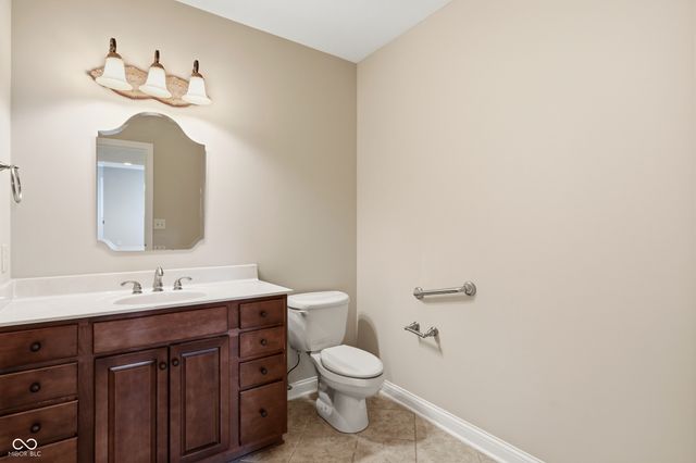 16704 Oak Road, Westfield, IN 46074