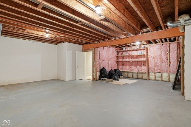 16704 Oak Road, Westfield, IN 46074