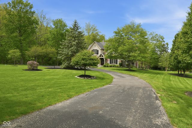 16704 Oak Road, Westfield, IN 46074