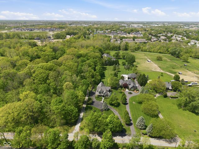 16704 Oak Road, Westfield, IN 46074
