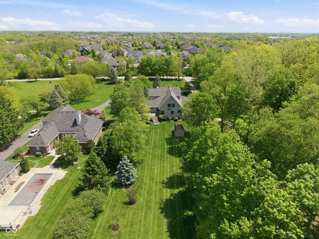 16704 Oak Road, Westfield, IN 46074