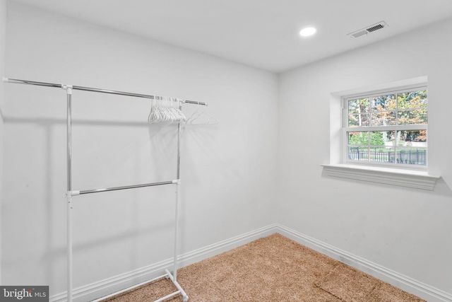 367 HARTFORD RD, Mount Laurel, NJ 08054