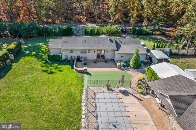 367 HARTFORD RD, Mount Laurel, NJ 08054