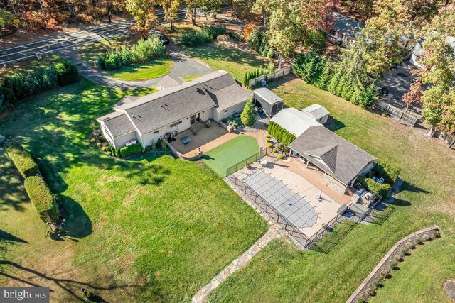 367 HARTFORD RD, Mount Laurel, NJ 08054