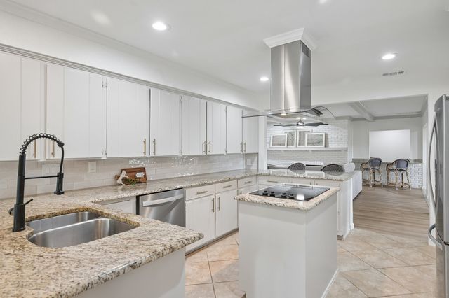 4 Shady Dale Lane, Rockwall, TX 75032