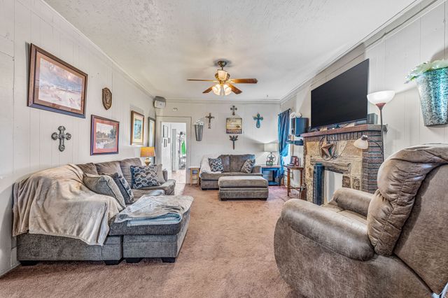 509 W Reynosa Avenue, De Leon, TX 76444