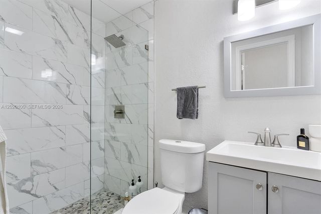 74 NW 117th St, Miami, FL 33168