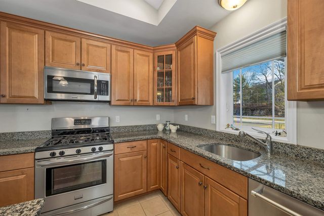 3 Evergreen Way, Windham, NH 03087