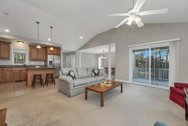 3 Evergreen Way, Windham, NH 03087