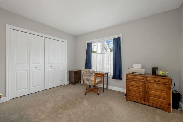 3 Evergreen Way, Windham, NH 03087