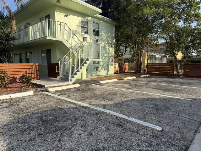 1118 N H Street 15, Lake Worth Beach, FL 33460