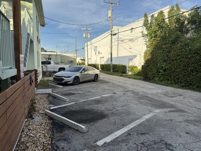 1118 N H Street 15, Lake Worth Beach, FL 33460