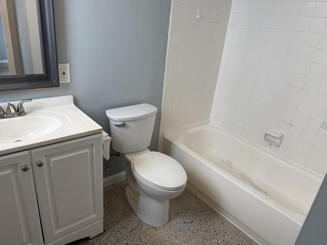 1118 N H Street 15, Lake Worth Beach, FL 33460