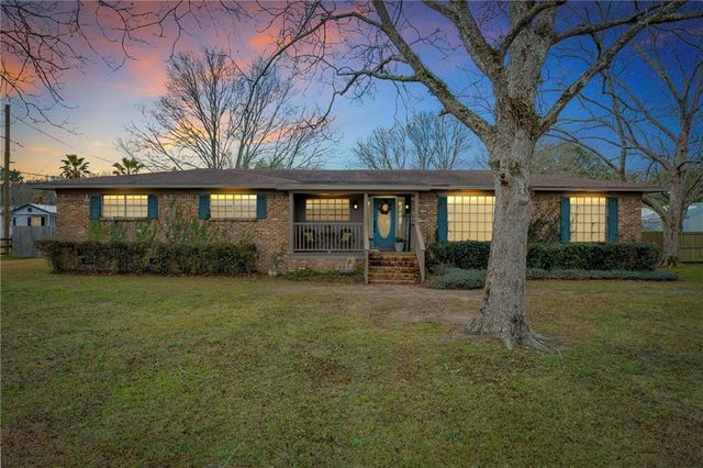 8430 Grand Bay-Wilmer S Road, Grand Bay, AL 36541