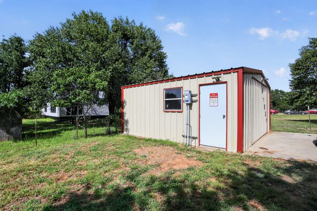 403 Prairie Lane, Azle, TX 76020