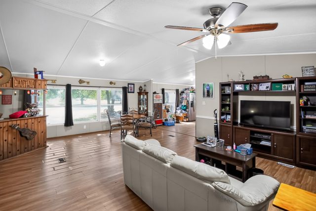 403 Prairie Lane, Azle, TX 76020
