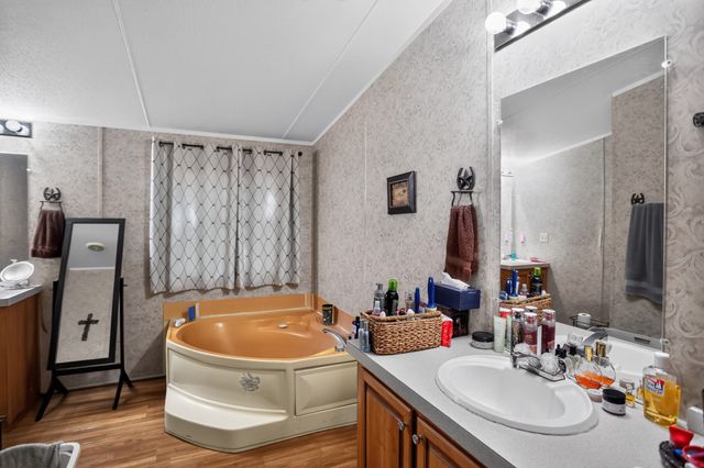403 Prairie Lane, Azle, TX 76020