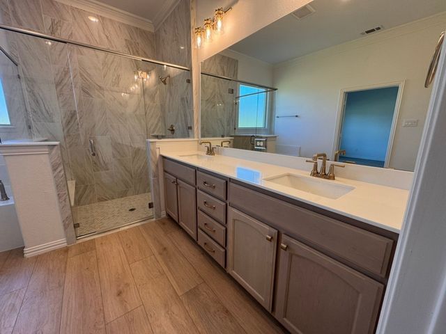 193 Oak Grove Way, Springtown, TX 76082
